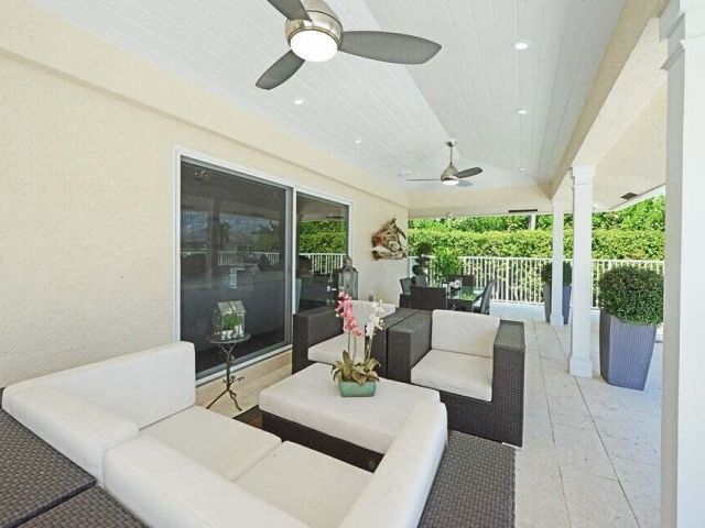 Home for rent at 885 NE Mulberry Drive - photo 5971125