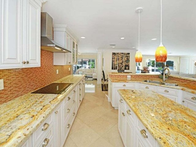 Home for rent at 885 NE Mulberry Drive - photo 5971140