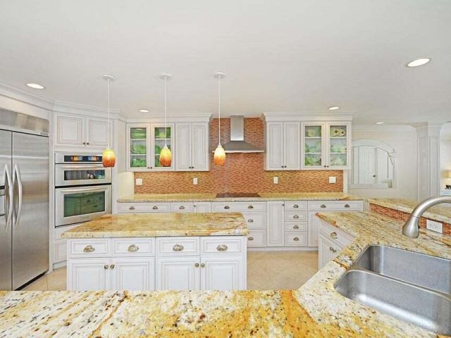 Home for rent at 885 NE Mulberry Drive - photo 5971141