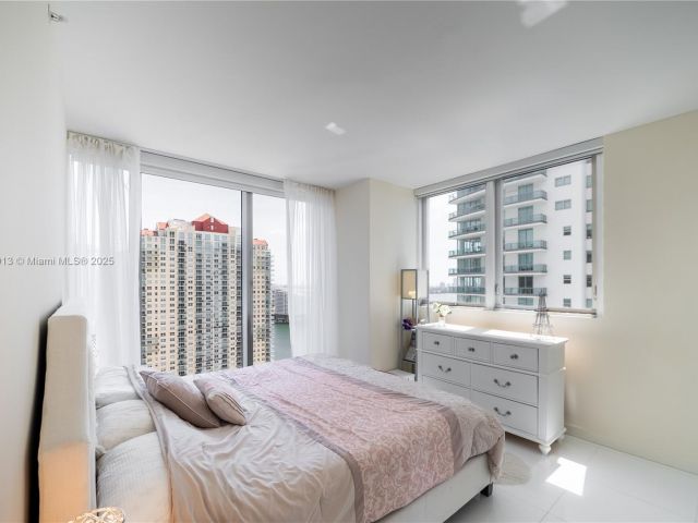 Apartment for sale  Unit #2710 - photo 6157004