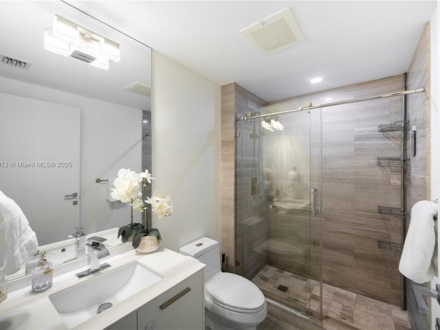 Apartment for sale  Unit #2710 - photo 6157005