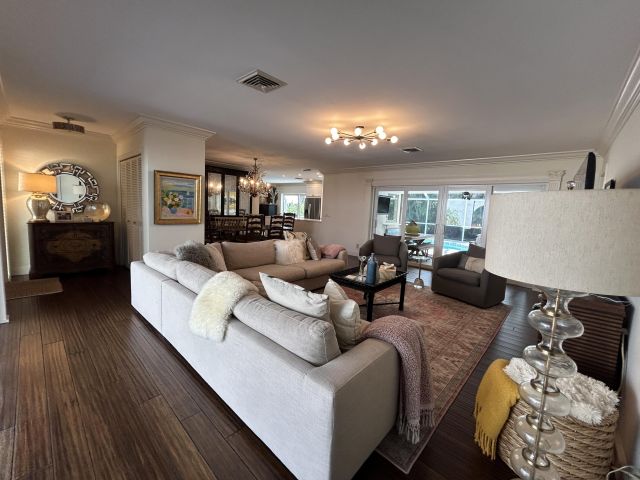 Home for rent at 1080 Walnut Terrace - photo 6059361