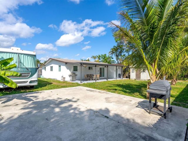 Home for sale at 14870 SW 297th St - photo 6256352