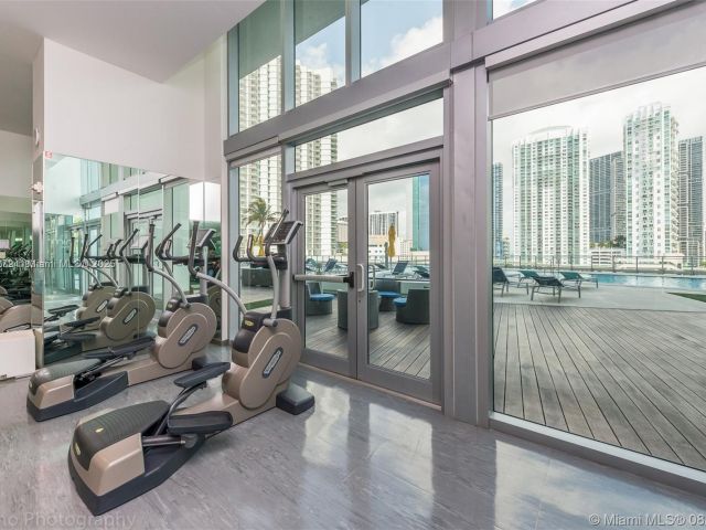 Apartment for sale  Unit #4104 - photo 5922537