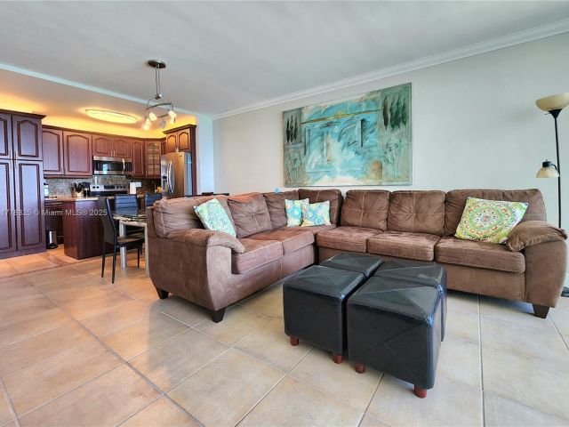 Apartment for rent  Unit #1107 - photo 5901616