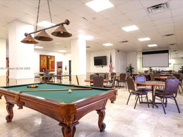 Apartment for rent  Unit #610 - photo 5901624