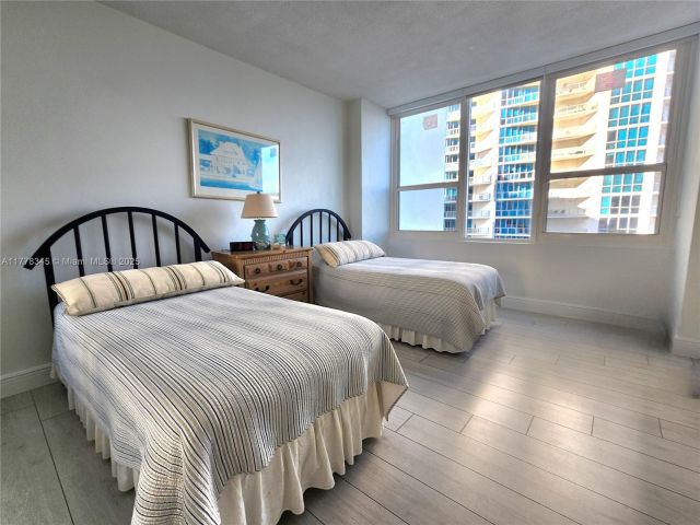 Apartment for rent  Unit #610 - photo 5901635