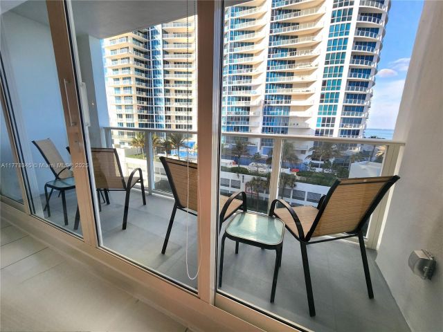 Apartment for rent  Unit #610 - photo 5901642