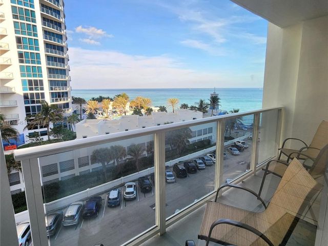 Apartment for rent  Unit #610 - photo 5901643