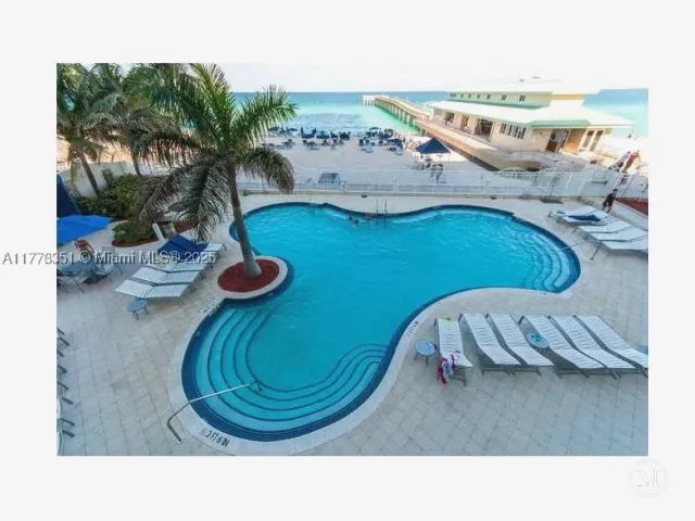 2-bedroom condo for sale in Sunny Isles Beach - 16699 Collins Ave 2406 - MondialRealty