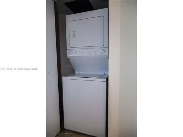 Apartment for sale  Unit #2406 - photo 5922195