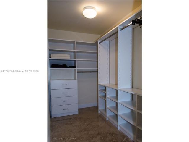 Apartment for sale  Unit #2406 - photo 5922196