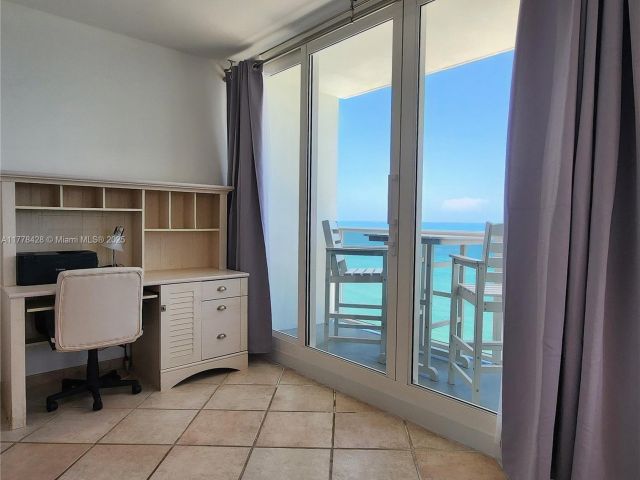 Apartment for rent  Unit #914 - photo 5901547