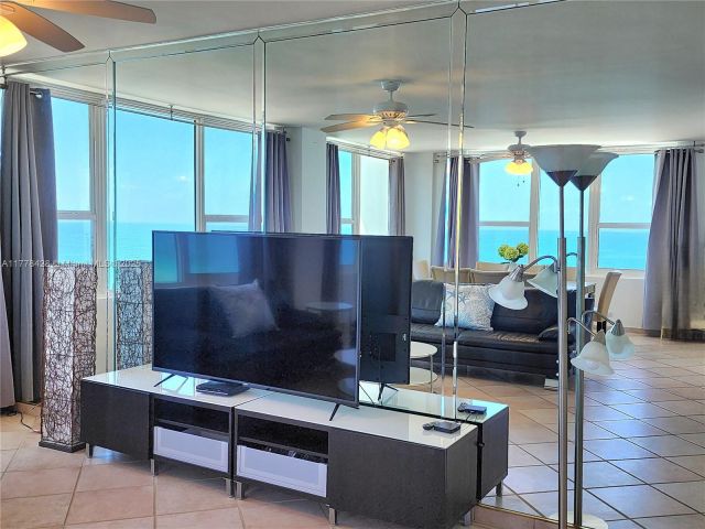 Apartment for rent  Unit #914 - photo 5901554