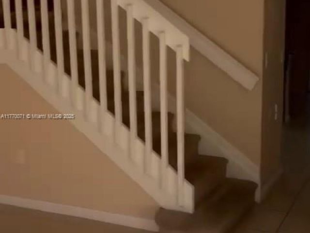 Home for rent at 21109 NW 14th Pl 4-32 - photo 5897512