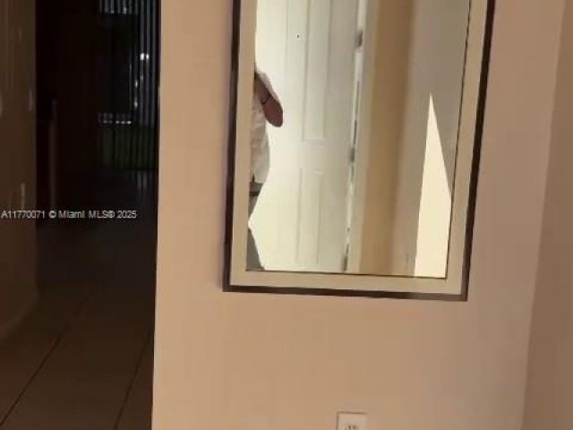 Home for rent at 21109 NW 14th Pl 4-32 - photo 5897513