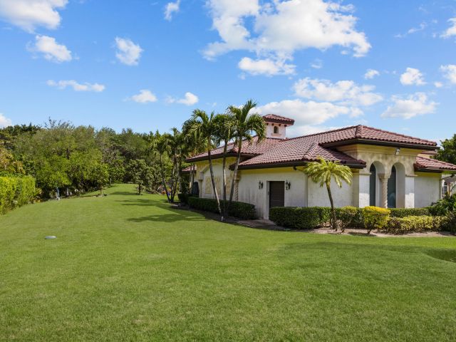 Home for sale at 10058 El Caballo Court - photo 5879414