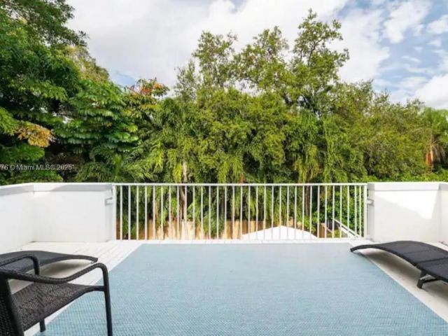 Home for rent at 1725 Tigertail Ave - photo 6142731