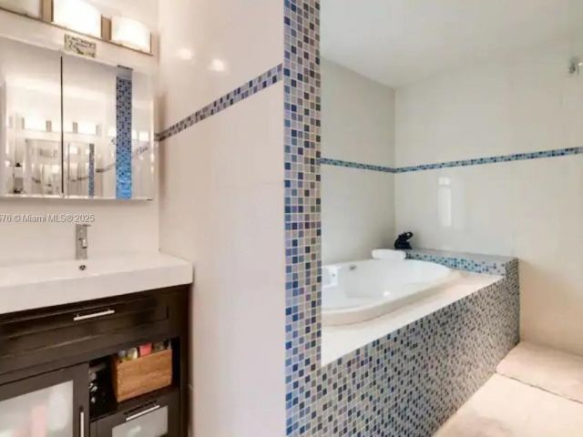 Home for rent at 1725 Tigertail Ave - photo 6142732