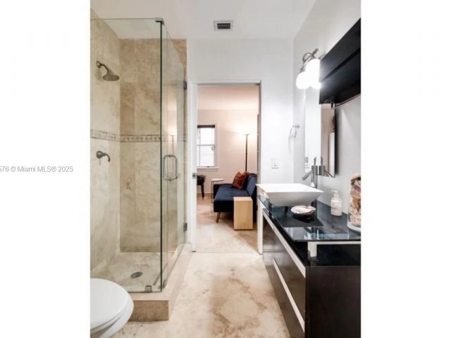 Home for rent at 1725 Tigertail Ave - photo 6142740