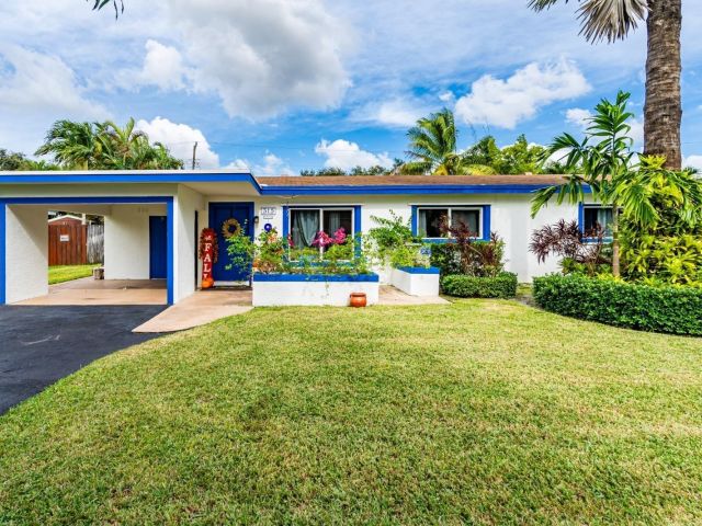 Home for sale at 315 S 57th Ave - photo 5938364