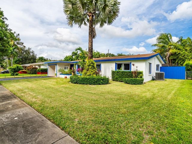 Home for sale at 315 S 57th Ave - photo 5938370