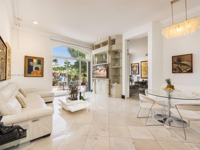 Home for sale at 3707 NE 214th St 14 - photo 5903953