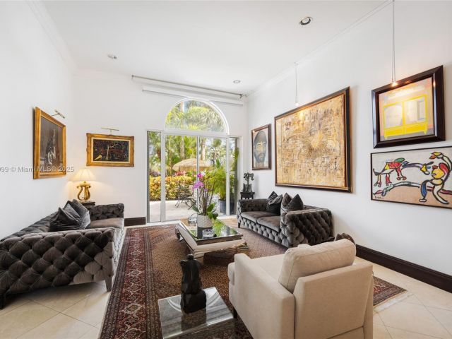 Home for sale at 3707 NE 214th St 14 - photo 5903955