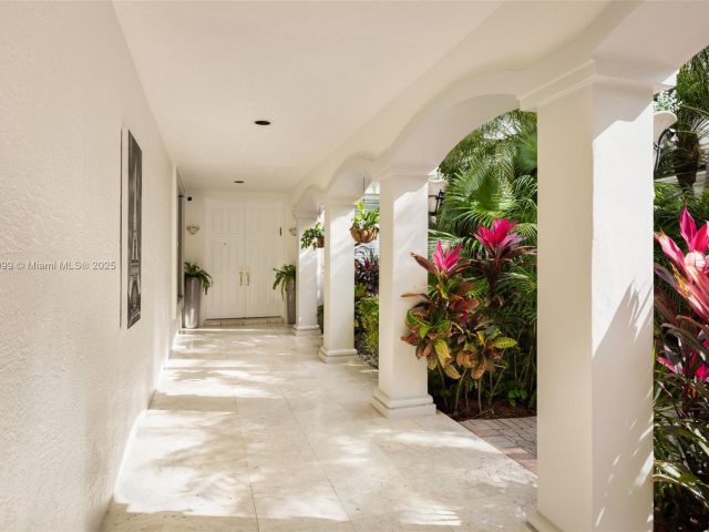 Home for sale at 3707 NE 214th St 14 - photo 5903961