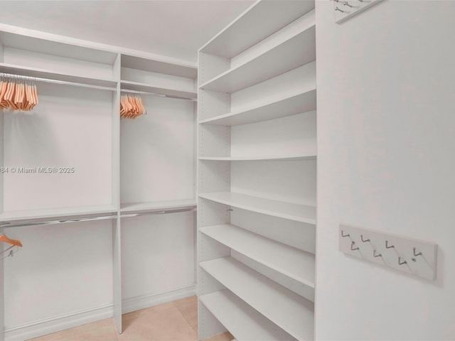 Apartment for sale  Unit #503 - photo 5923609