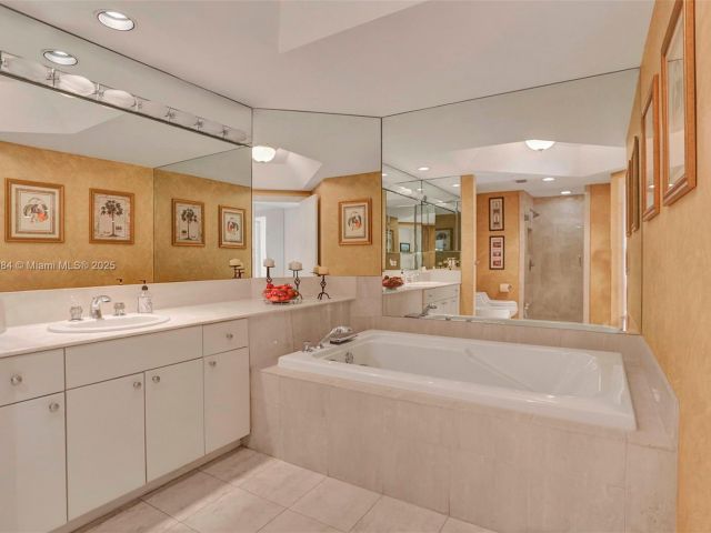 Apartment for sale  Unit #503 - photo 5923616