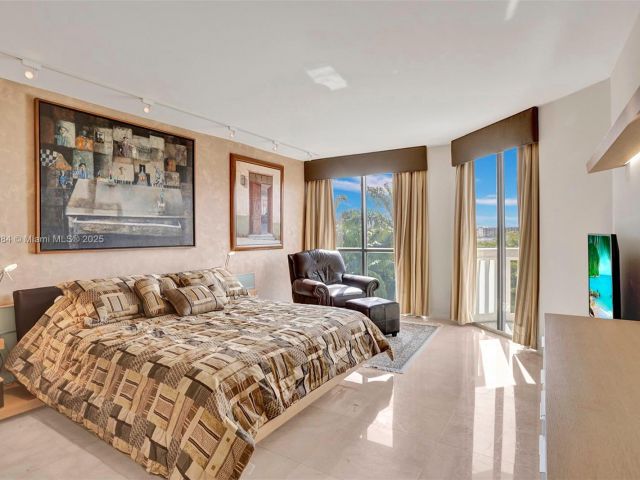 Apartment for sale  Unit #503 - photo 5923619