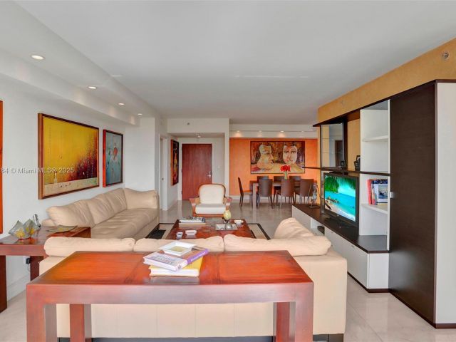 Apartment for sale  Unit #503 - photo 5923621