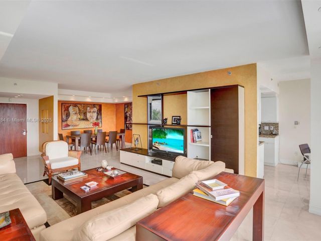 Apartment for sale  Unit #503 - photo 5923622