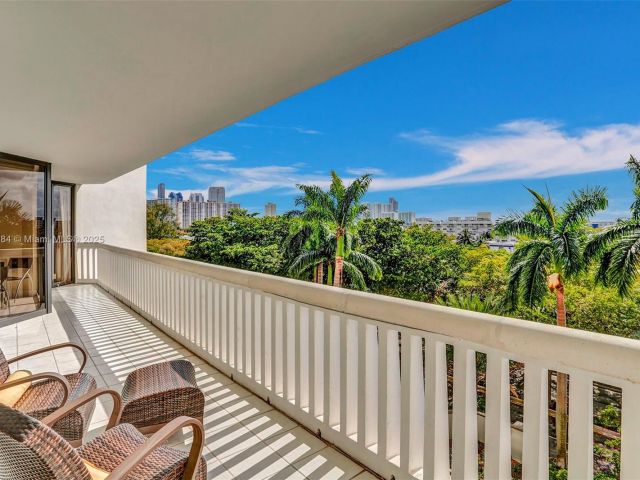 Apartment for sale  Unit #503 - photo 5923624