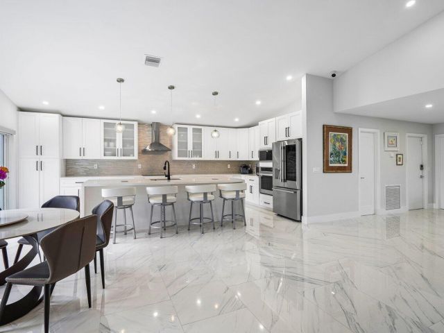 Home for sale at 11158 Highland Circle - photo 5941958