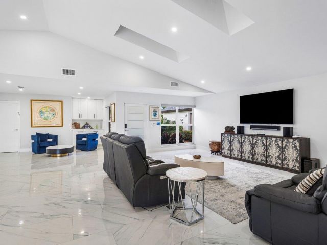 Home for sale at 11158 Highland Circle - photo 5941959