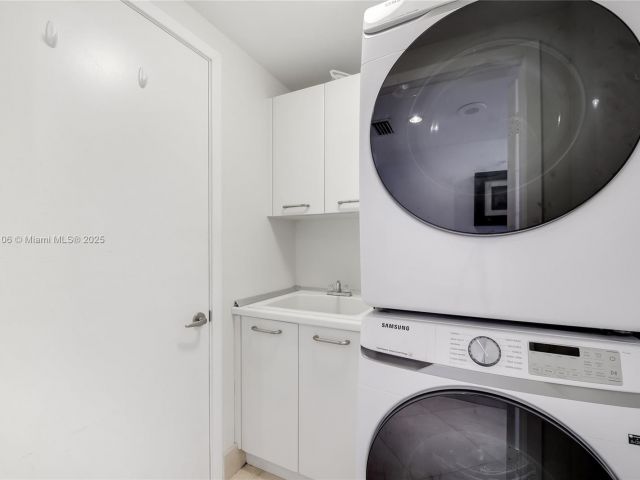 Apartment for sale  Unit #2605 - photo 5915916