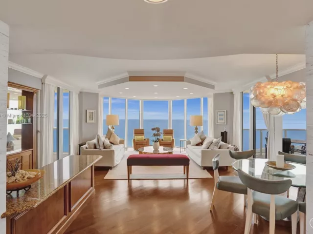 Apartment for rent  Unit #908 - photo 5898794