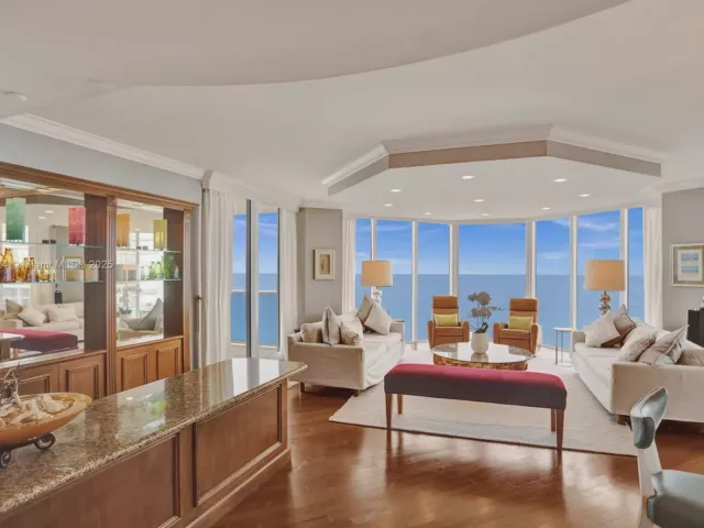 Apartment for rent  Unit #908 - photo 5898781