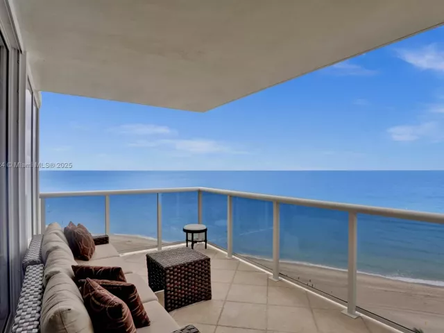 Apartment for rent  Unit #908 - photo 5898776