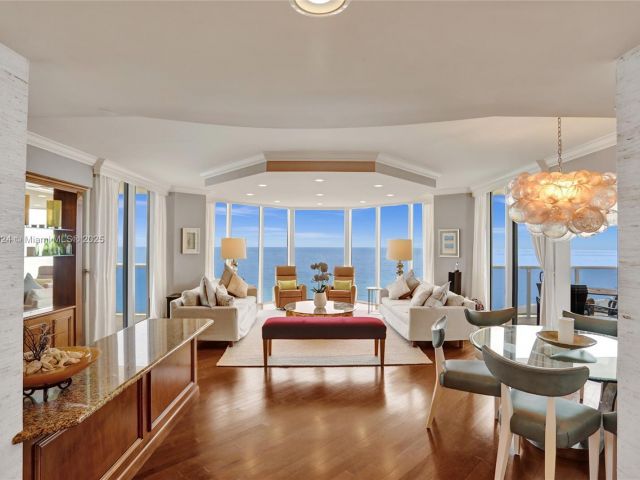 Apartment for rent  Unit #908 - photo 5898794