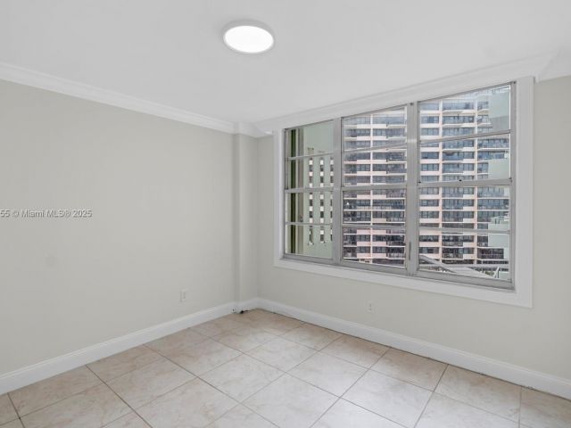 Apartment for rent  Unit #701 - photo 5906851