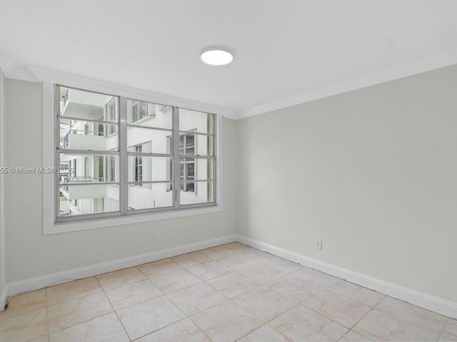 Apartment for rent  Unit #701 - photo 5906852