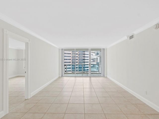 Apartment for rent  Unit #701 - photo 5906864