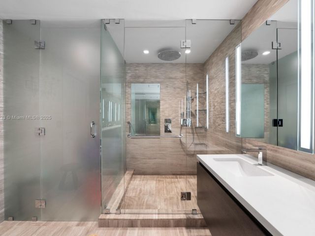 Apartment for sale  Unit #401 - photo 5959905