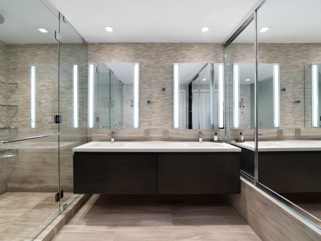 Apartment for sale  Unit #401 - photo 5959906