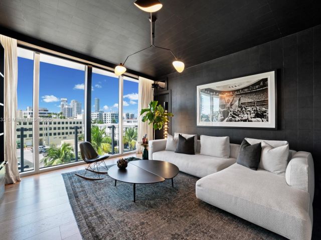 Apartment for sale  Unit #401 - photo 5959910