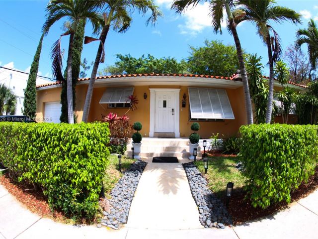 Home for sale at 2715 Galiano St - photo 5889368