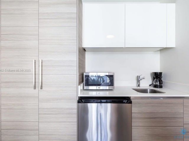 Apartment for sale  Unit #S503 - photo 5902271